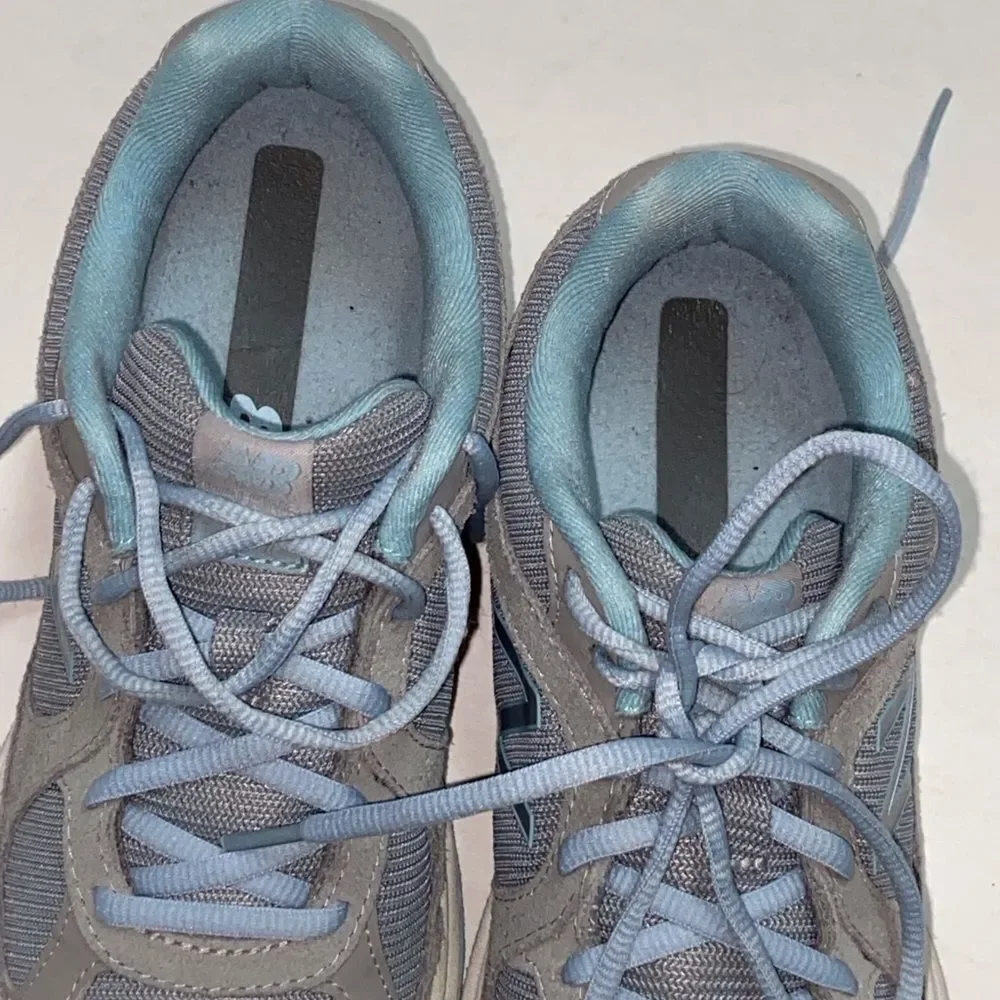 New Balance 877 v1 Light Gray and Blue Walking Shoes Size M6-7 W7.5-8.5